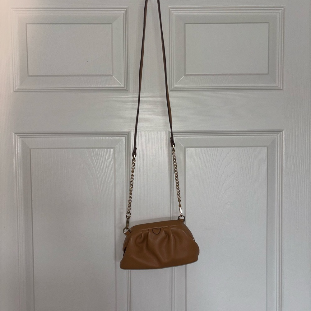 Elegant Brown Leather Shoulder Bag